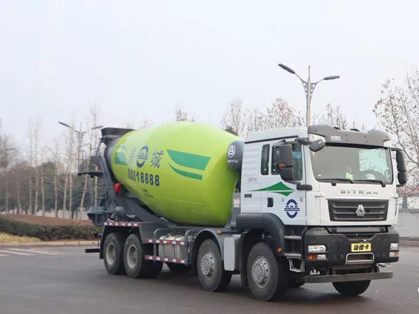 中集凌宇混凝土攪拌運(yùn)輸車(chē)