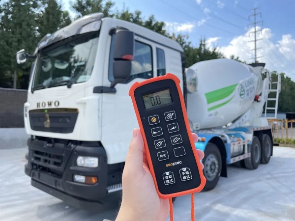 混動(dòng)攪拌車(chē)