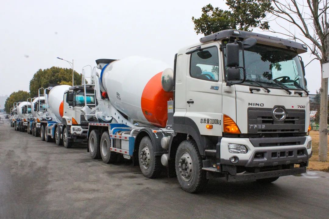 草長鶯飛二月天，凌宇攪拌赴前線！