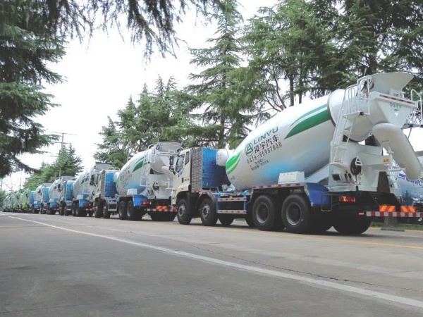 《哪吒》崛起，凌宇同行！中集凌宇攪拌車助力我國制造“鬧?！比颍? title=