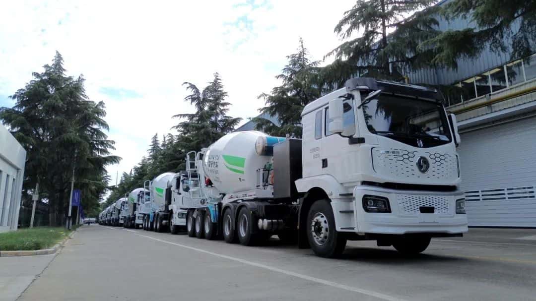 “多拉快跑”利器！中集車輛20臺EV·DTB半掛攪拌車挺進大灣區(qū)