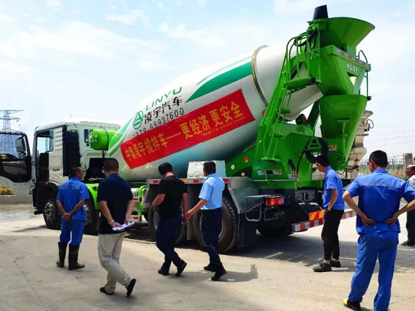 中集凌宇攪拌車全國(guó)巡展繼續(xù)：出征安徽，這一組合果然豪橫！