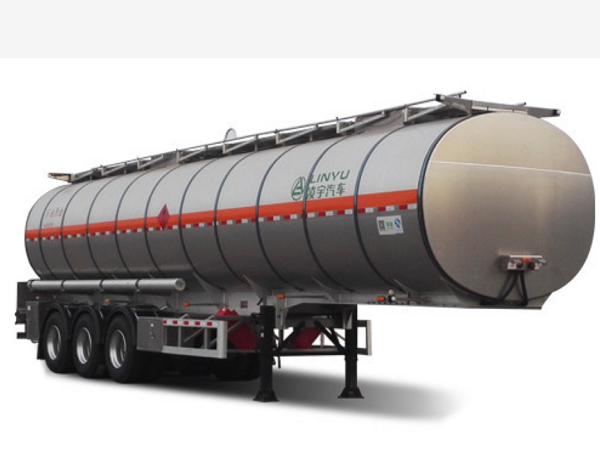 鋁合金罐車(chē)會(huì)完全替代鋼罐車(chē)嗎？油品運(yùn)輸誰(shuí)能贏到
