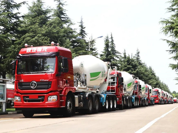 凌宇老客戶試水半掛攪拌車，10臺批量交付開華東先河！