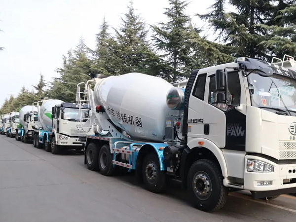 2021捷報(bào)頻傳，新老客戶訂單不斷，凌宇罐車奔赴大江南北！