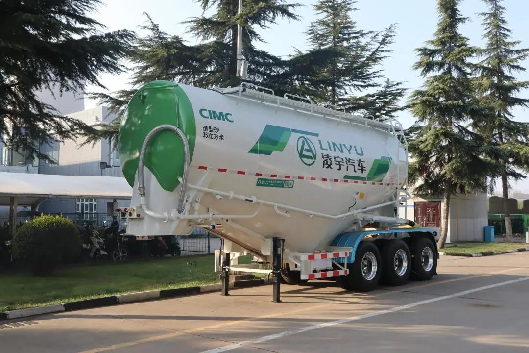 我要偷偷升級(jí)，然后驚艷所有人