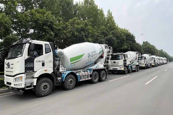 【重卡新聞】11月重卡銷7.3萬輛！意料之中的“拐點”出現(xiàn)！