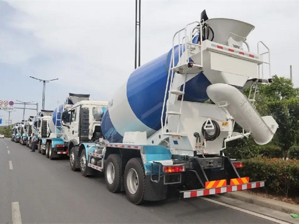 夏日炎炎，凌宇超甜！60臺“藍(lán)胖子”奔赴華南