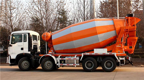 貴港召開防止混凝土攪拌車拋撒滴漏會議，如何防止混凝土攪拌車撒漏問題