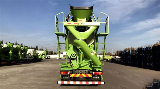 中集凌宇新一代智匯版攪拌車，劍指2018市場